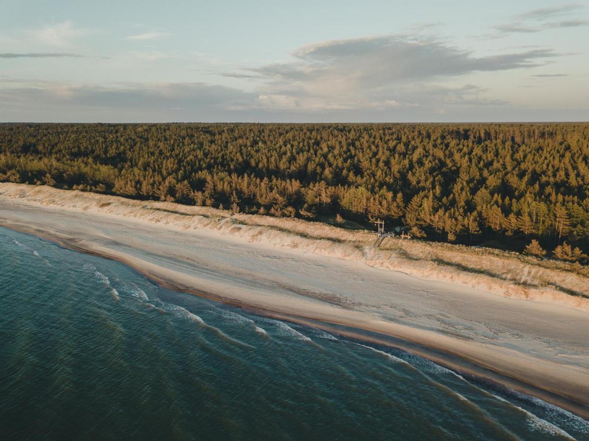 Miera Osta Pāvilosta Esterno foto